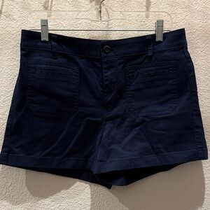 Classic Women's Navy Front-Pocket Jean Shorts